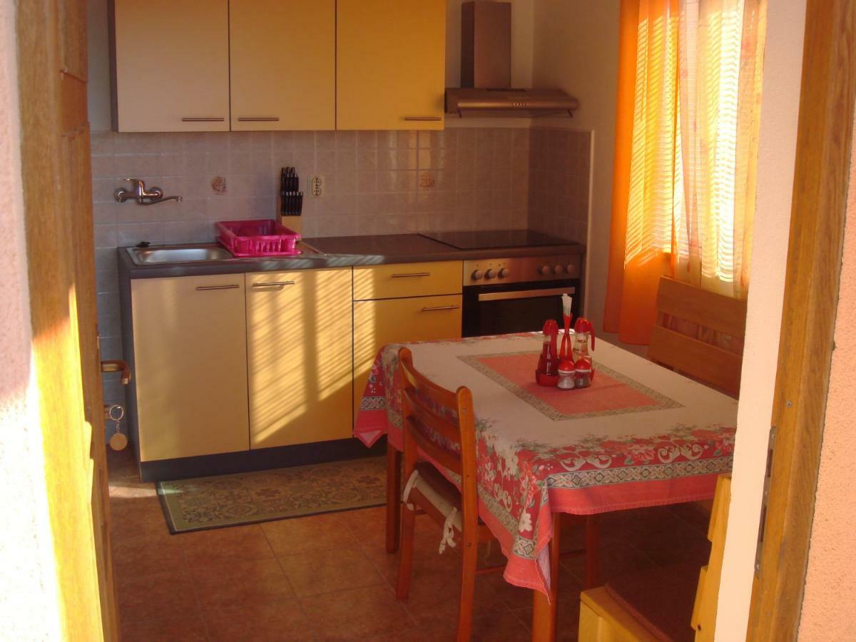 Apartmani Tanja Sveti Juraj Exterior foto